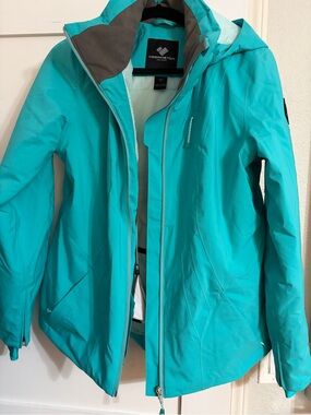 Women’s obermeyer ski jacket